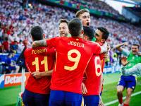 1xBit体育官方登录入口-西班牙队与美国队的激烈对决