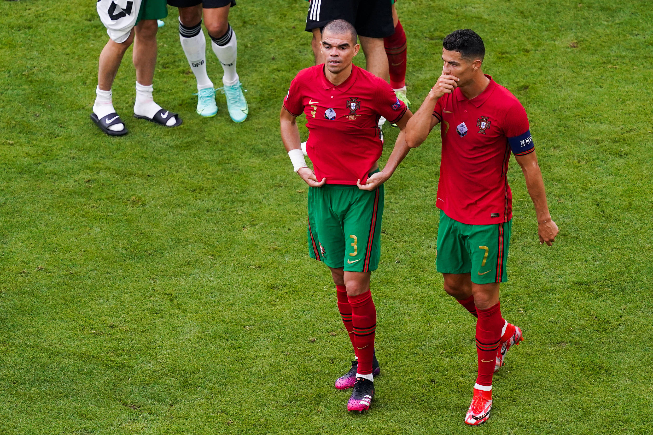 关于法国队在欧洲杯资格赛中逐渐发力崭露头角的信息