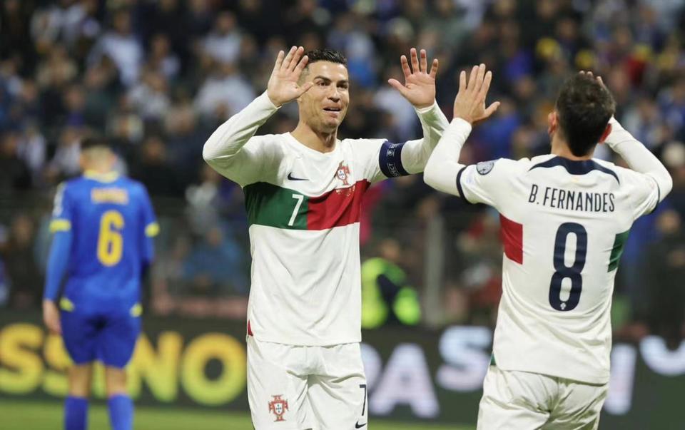 关于欧预赛国家队踢出风采，潇洒晋级赛事的信息