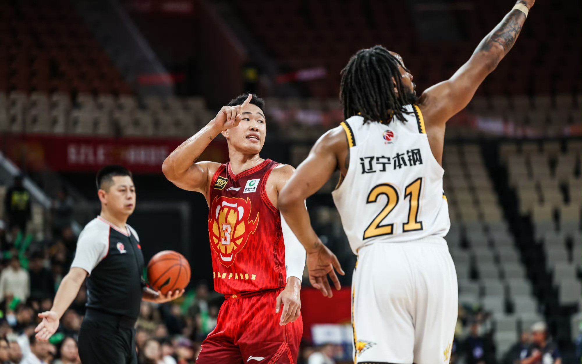 关于辽宁男篮击败浙江队，实力雄厚表现出色的信息
