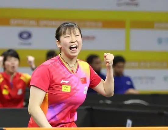 莱比锡红牛2-1逆袭浦项制铁惊险收获三分