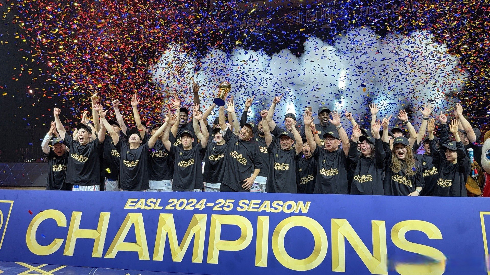 东亚强队再度备赛夺冠，备战正酣！的简单介绍