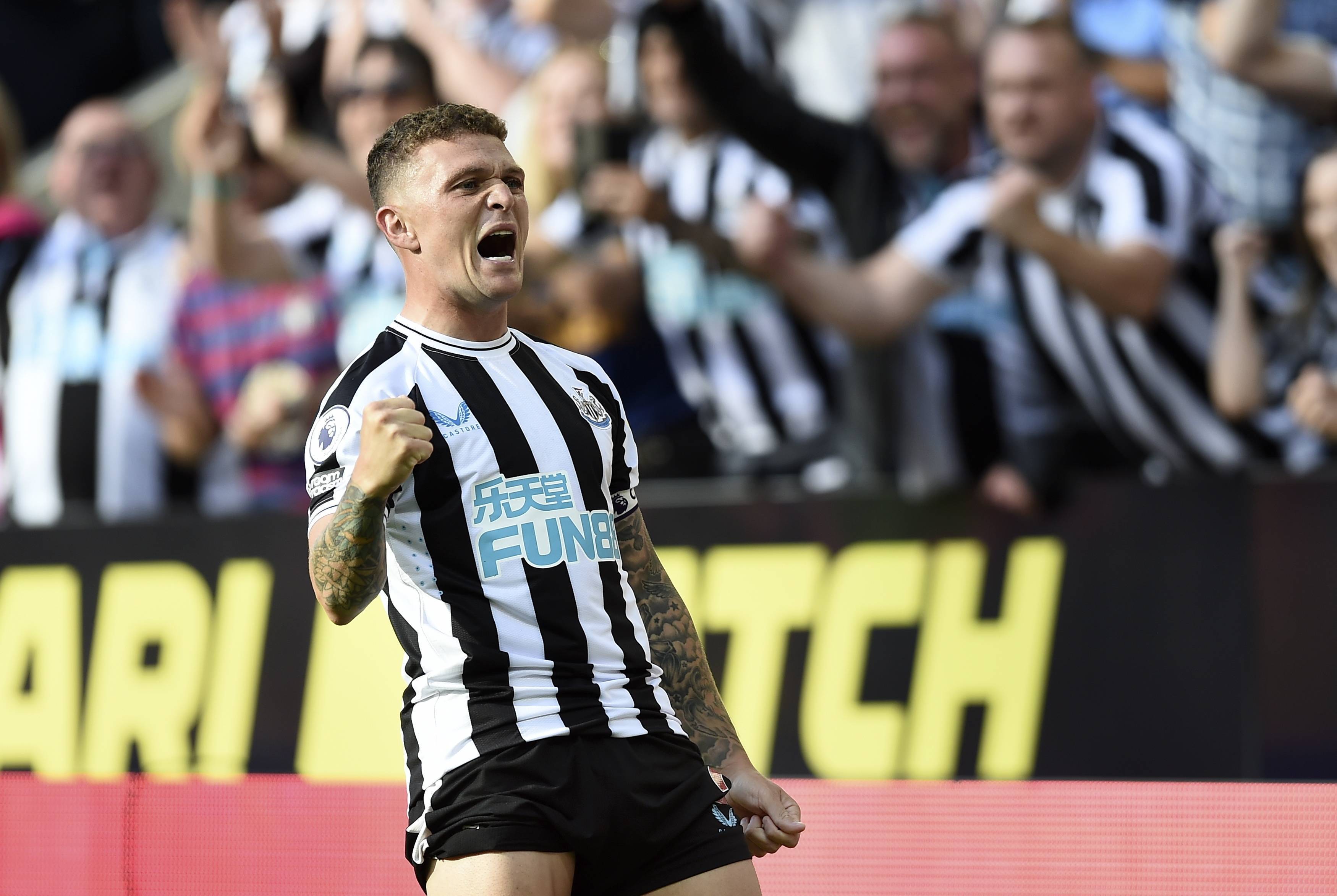 纽伦堡球员拼尽全力，最终夺得胜利