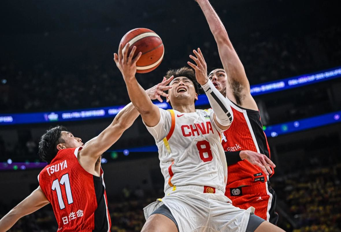 深圳男篮取得胜利,势不可挡的简单介绍 深圳男篮取得胜利,势不可挡的简单介绍